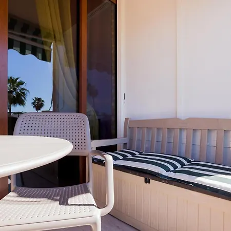 Americas Acapulco Costa Adeje *